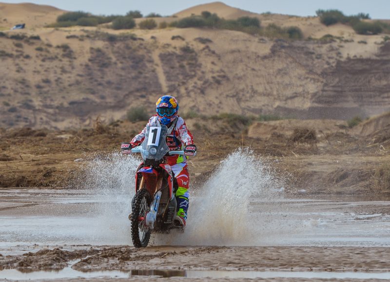 One-two for Team HRC in the first stage of the China Grand Rally