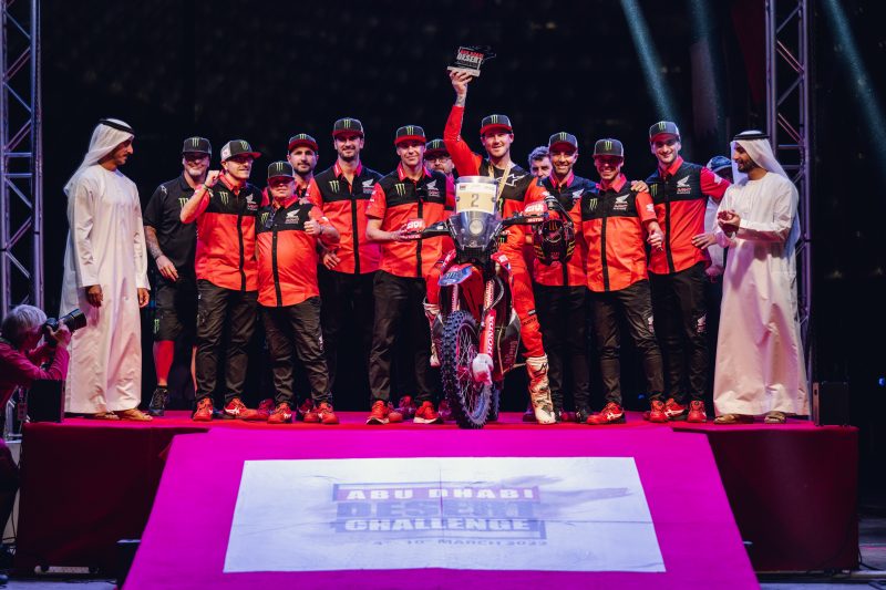 El Monster Energy Honda Team logra un doblete en Abu Dabi y amplia su liderato en el Mundial