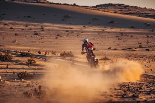 2025 Dakar Rally - Tosha Schareina