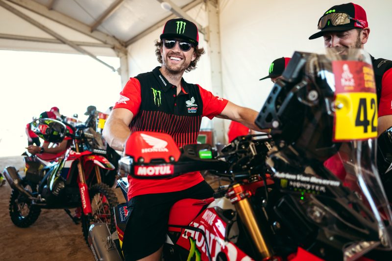 Monster Energy Honda HRC cleared for takeoff as 2026 Dakar Rally gets ready to kick off in Yanbu
