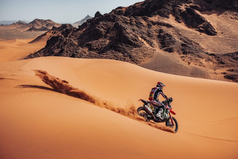 Schareina shines as Honda claim one-two on stage three