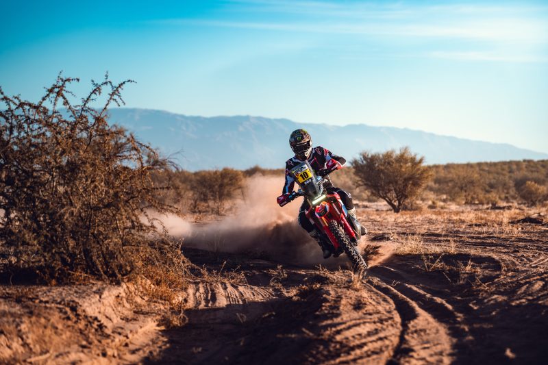 Schareina heads Honda effort on demanding Dakar-inspired stage
